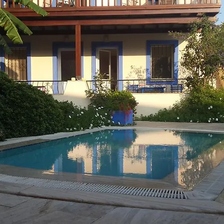 파라다이스 가든 아파트호텔 3*