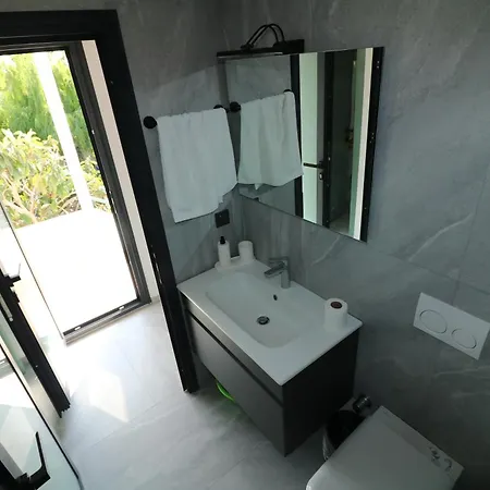 Aparthotel Paradise Garden 3*