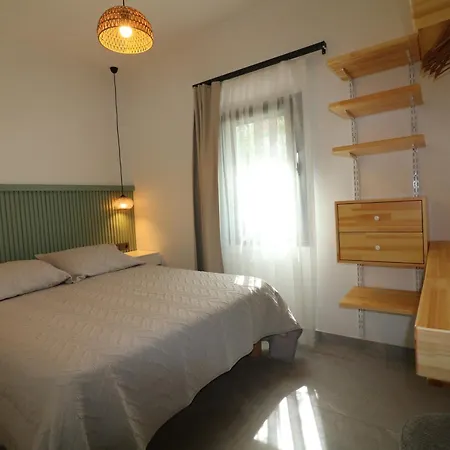 Paradise Garden 3*
