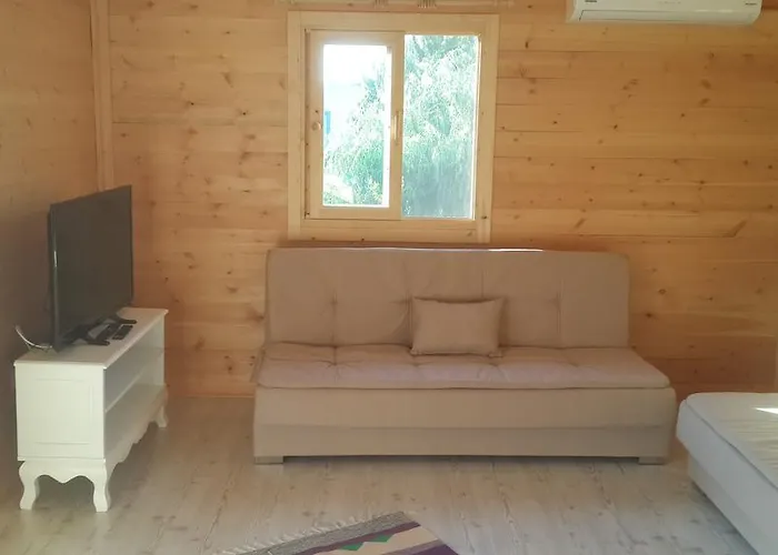 Paradise Garden Apartmanhotel