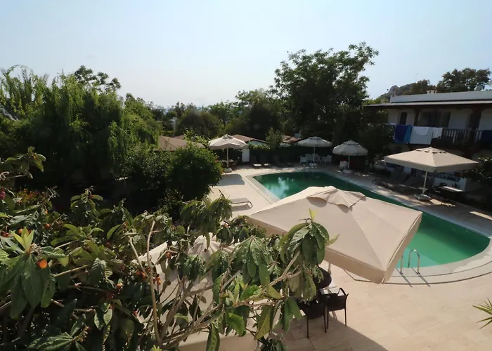 Paradise Garden Apartmanhotel Gümüşlük