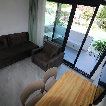 Paradise Garden Апарт-отель 3*