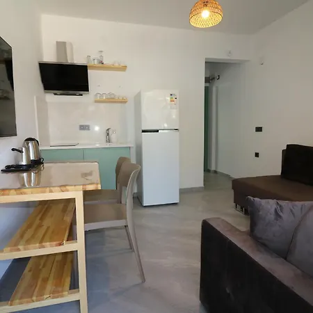 Апарт-отель Paradise Garden 3*