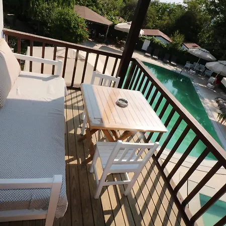 Paradise Garden Апарт-отель