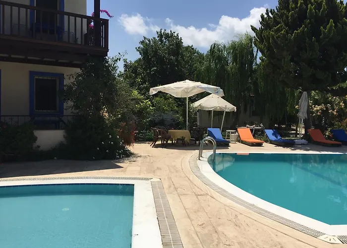 Hotel de apartamente Paradise Garden 3*